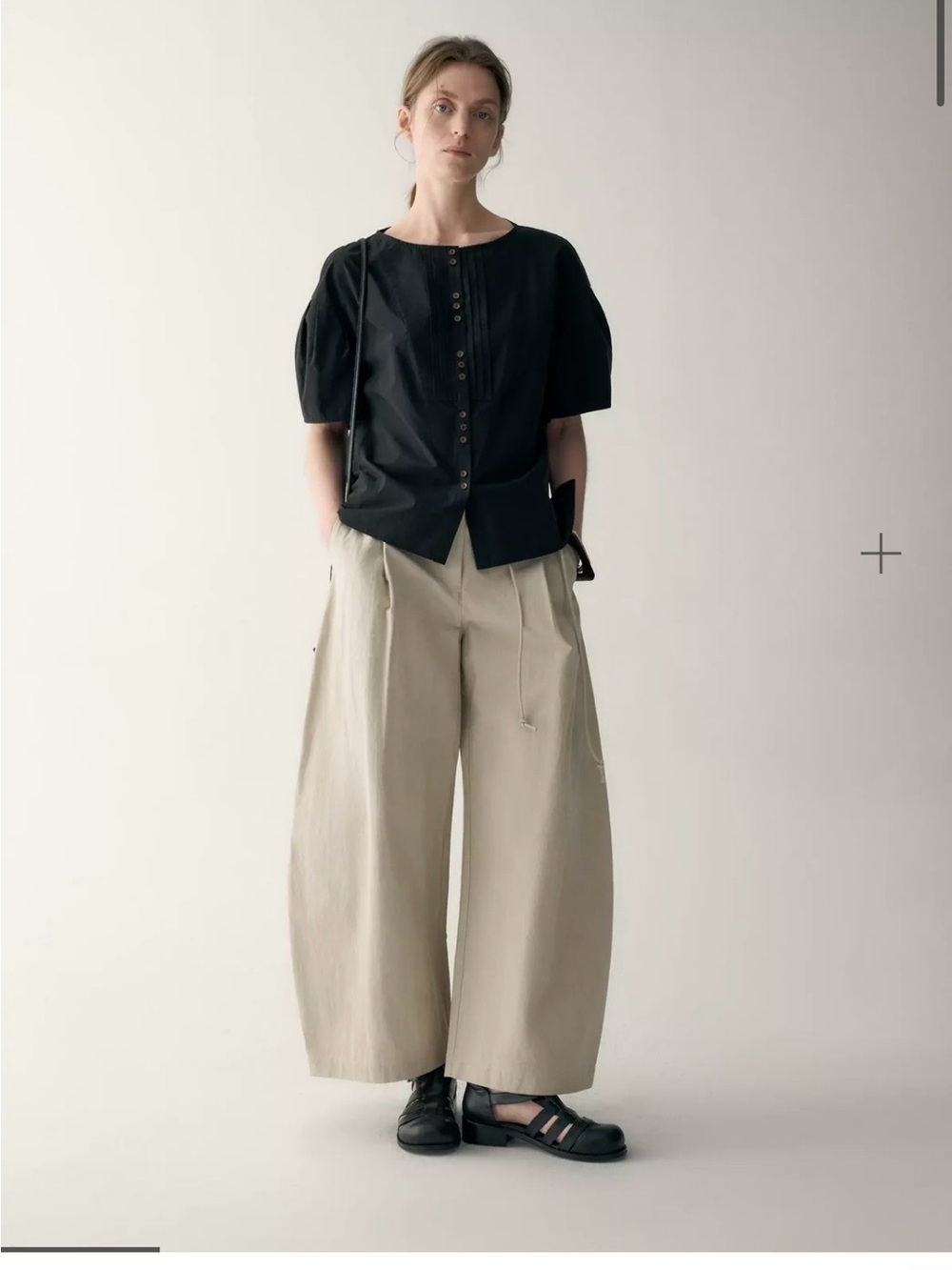 NWT Insis Femme curved belted pants